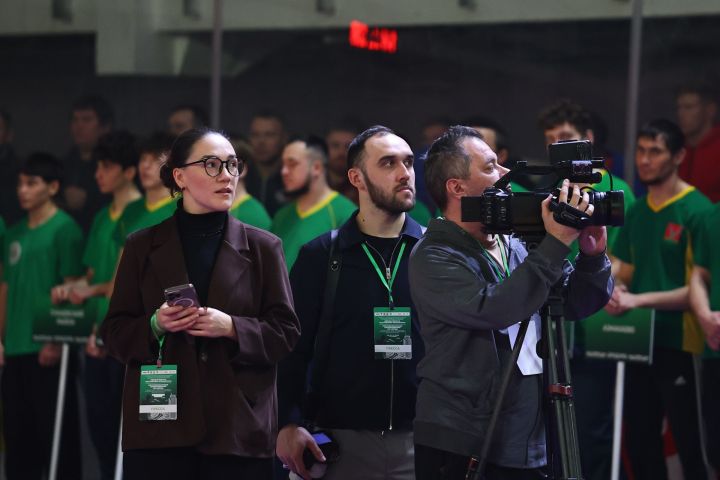 Муса Җәлил истәлегенә «ВТ» гамәлгә куйган көрәш турнирының беренче көне