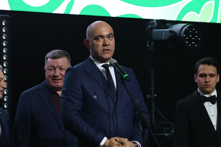 Муса Җәлил истәлегенә «ВТ» гамәлгә куйган көрәш турнирының беренче көне