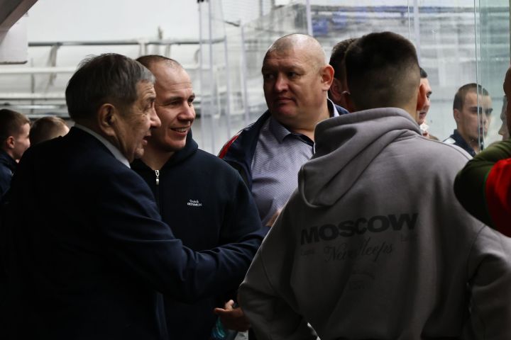 Муса Җәлил истәлегенә «ВТ» гамәлгә куйган көрәш турнирының беренче көне