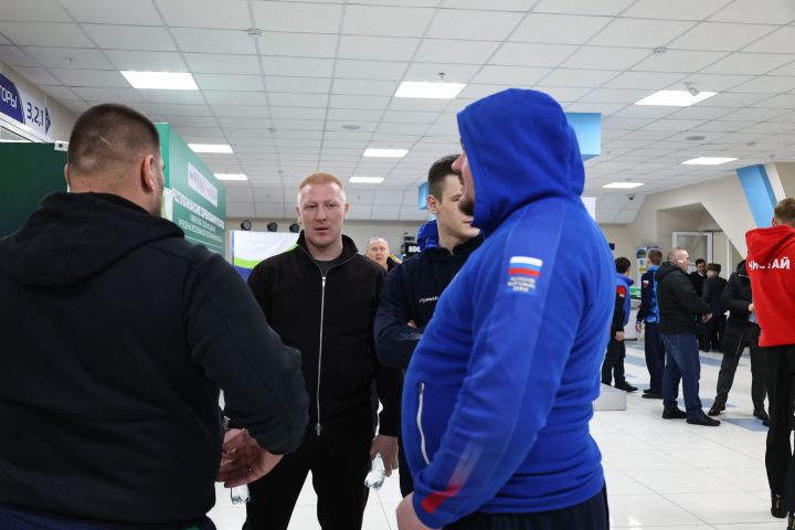 Муса Җәлил истәлегенә «ВТ» гамәлгә куйган көрәш турнирының беренче көне