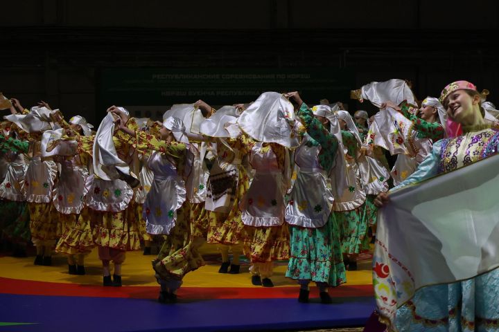 Муса Җәлил истәлегенә «ВТ» гамәлгә куйган көрәш турнирының беренче көне