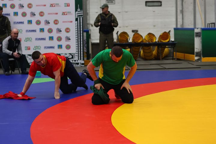 Муса Җәлил истәлегенә «ВТ» гамәлгә куйган көрәш турнирының беренче көне