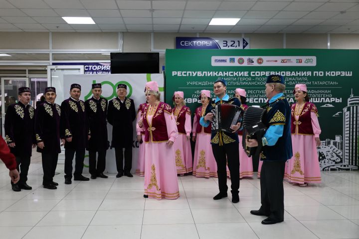 Муса Җәлил истәлегенә «ВТ» гамәлгә куйган көрәш турнирының беренче көне