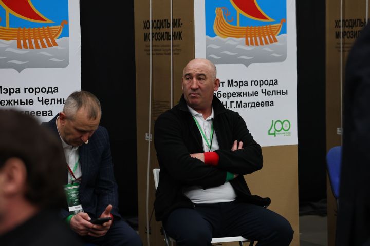 Муса Җәлил истәлегенә «ВТ» гамәлгә куйган көрәш турнирының беренче көне