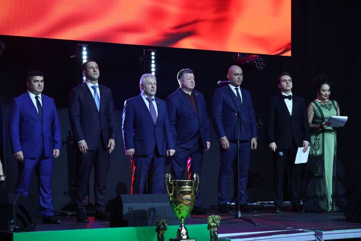 Муса Җәлил истәлегенә «ВТ» гамәлгә куйган көрәш турнирының беренче көне