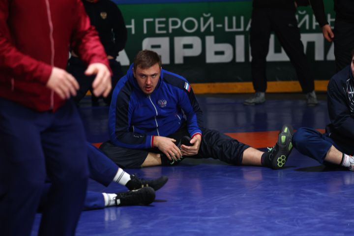 Муса Җәлил истәлегенә «ВТ» гамәлгә куйган көрәш турнирының икенче көне