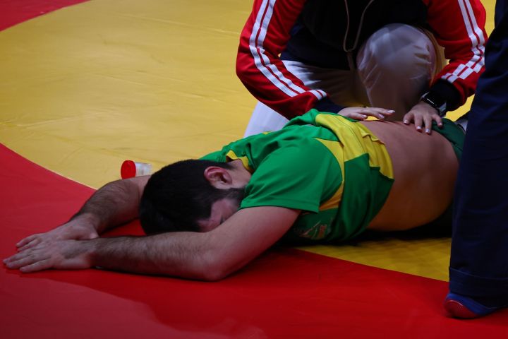 Муса Җәлил истәлегенә «ВТ» гамәлгә куйган көрәш турнирының икенче көне