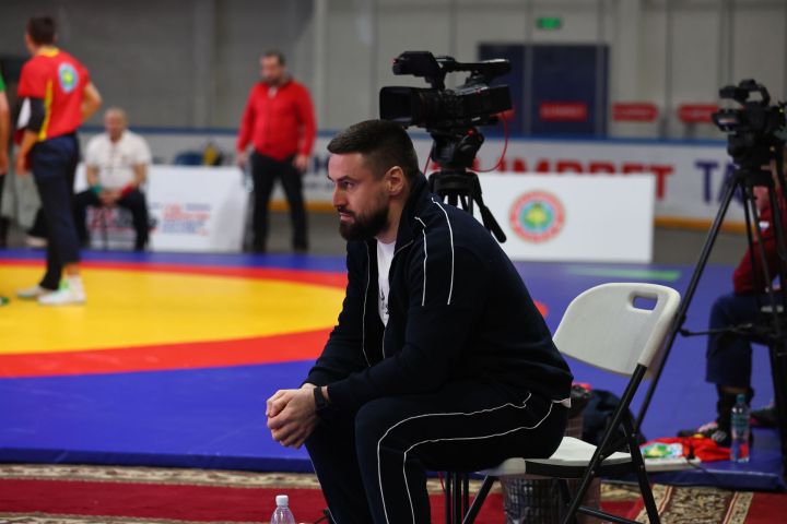 Муса Җәлил истәлегенә «ВТ» гамәлгә куйган көрәш турнирының икенче көне