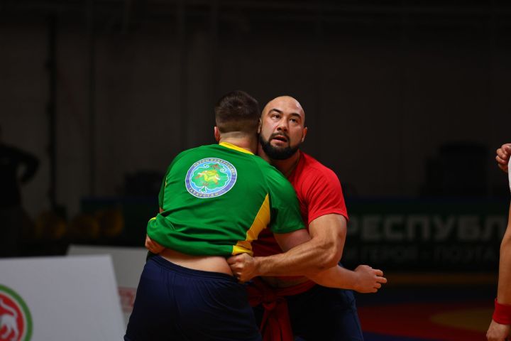 Муса Җәлил истәлегенә «ВТ» гамәлгә куйган көрәш турнирының икенче көне