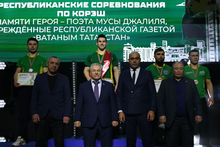 Муса Җәлил истәлегенә «ВТ» гамәлгә куйган көрәш турнирының икенче көне