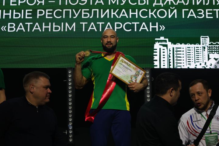 Муса Җәлил истәлегенә «ВТ» гамәлгә куйган көрәш турнирының икенче көне