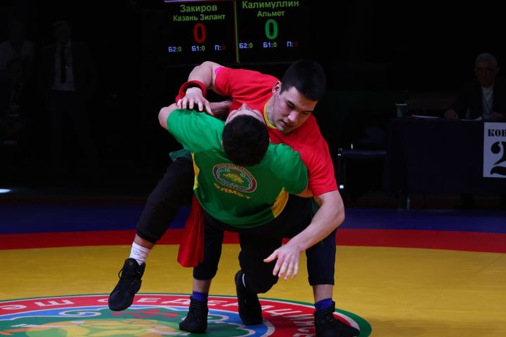 Муса Җәлил истәлегенә «ВТ» гамәлгә куйган көрәш турнирының икенче көне