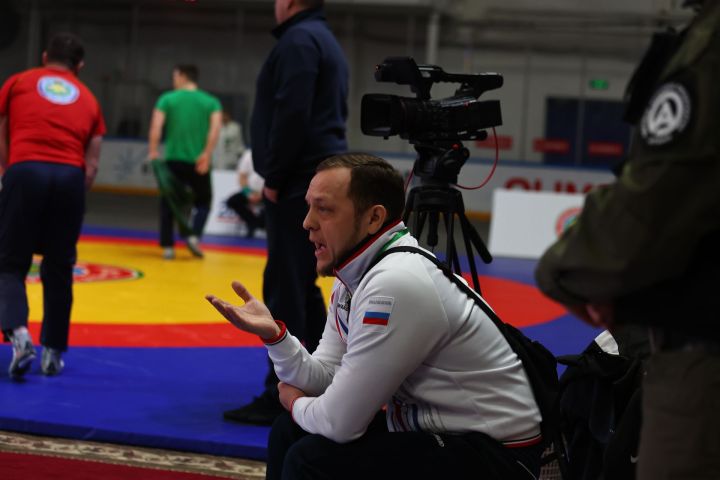 Муса Җәлил истәлегенә «ВТ» гамәлгә куйган көрәш турнирының икенче көне