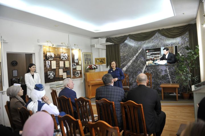 Муса Җәлилнең музей-фатирында шагыйрьнең хатларын уку чарасыннан фоторепортаж