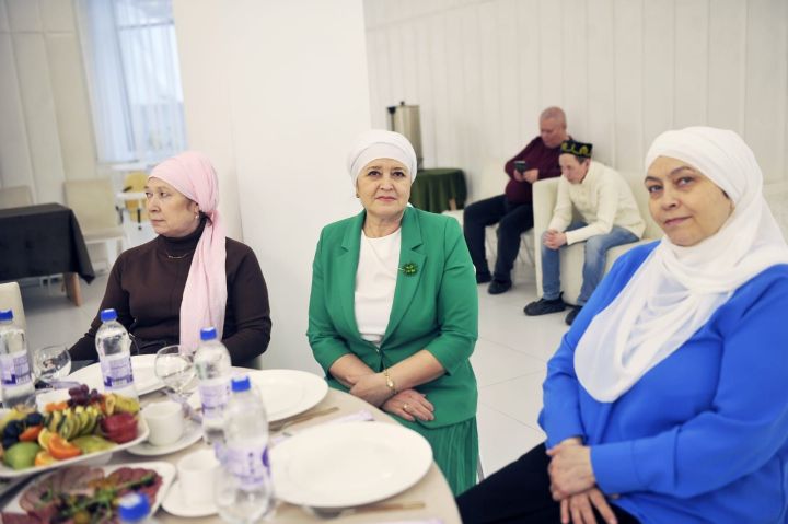 «Ватаным Татарстан» газетасы коллективы ифтар уздырды (ФОТОРЕПОРТАЖ)