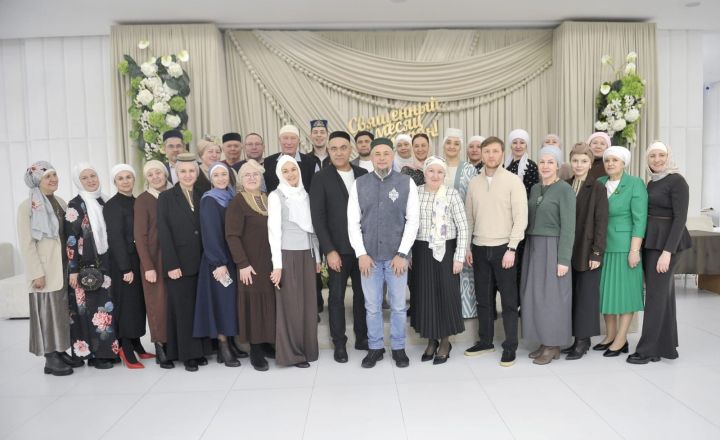 «Ватаным Татарстан» газетасы коллективы ифтар уздырды (ФОТОРЕПОРТАЖ)