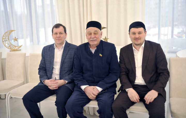 «Ватаным Татарстан» газетасы коллективы ифтар уздырды (ФОТОРЕПОРТАЖ)