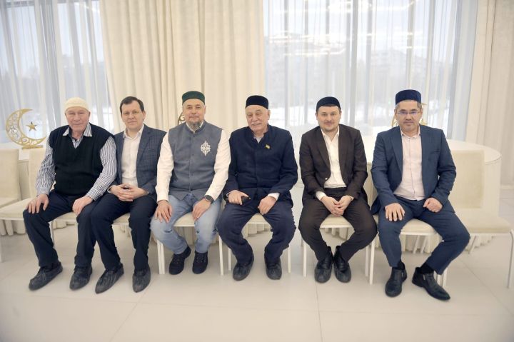 «Ватаным Татарстан» газетасы коллективы ифтар уздырды (ФОТОРЕПОРТАЖ)