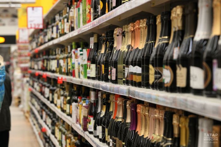 Белгечләр көн саен күпме алкоголь сатылуын күзәтеп торачак
