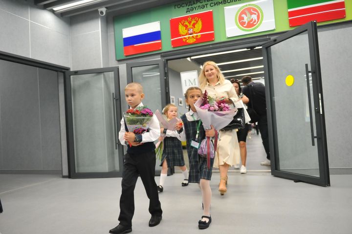 Ришвәт түгел, бүләк бу!