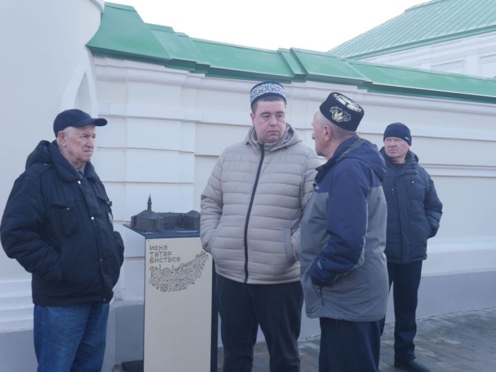 Казанның «Әл-Мәрҗани» мәчетендә Гает намазы укылды (ФОТОРЕПОРТАЖ)