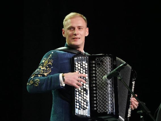 Әлфис Галиуллин: «Элекке җырларның җырларга да, уйнарга да көе бар»