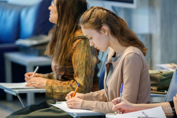 Уңга карасам да юк, сулга карасам да юк: мәктәпне тәмамлаучыларны ниләр көтә?