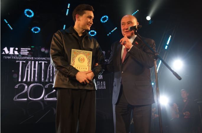 Артист туе: быелгы «Тантана» республика театр премиясен тапшыру ниләр белән истә калды?