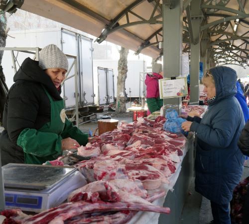 Күбрәк алып килегез! «ВТ» журналисты ярминкәдә хәлләр белешеп кайтты