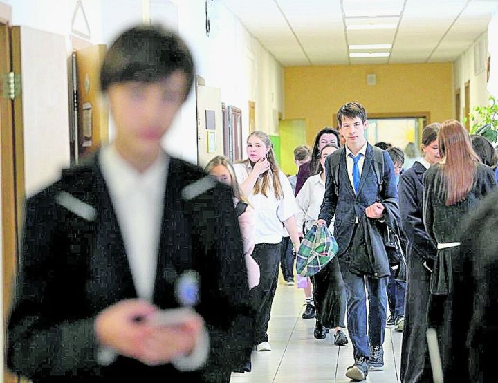 Йөзләреңә бер каравы җитә: Татарстан мәктәпләрендә  биометрия системасы кулланыла башлаган