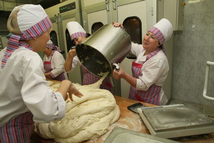 Заманча ипи: Россиядә ак икмәкне яңача пешерә башладылар