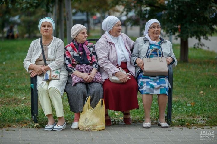 Картаеп катмас буыннар: Россиядә 7 миллионнан артык пенсионер эшкә йөри