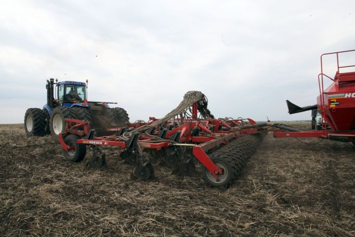 Хәерле сәгатьтә! Татарстанда язгы кыр эшләре башланды