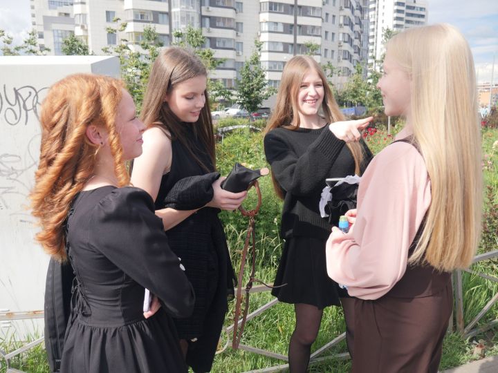 «Казан» гаилә үзәге янында узган гомумшәһәр чыгарылыш кичәсеннән ФОТОРЕПОРТАЖ