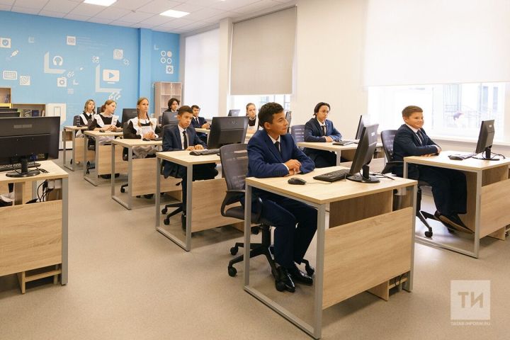 Сына(т)удан курку: мәктәпләр баланы 10 нчы сыйныфка алмаска хокуклымы?