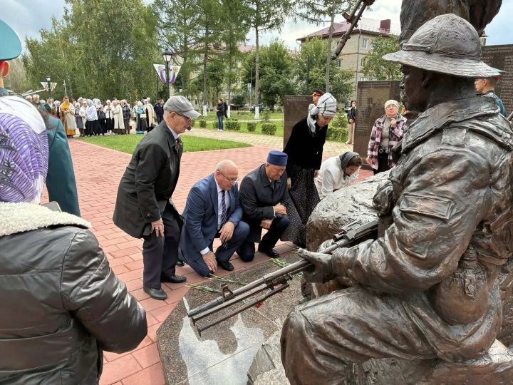 Таҗеддин хәзрәт мирасы. Зәйдә тарихта эз калдырган шәхесне искә алдылар